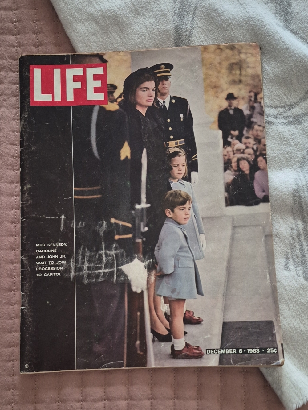 LIFE Magazine December 6, 1963 Magazine - Iconic Photo